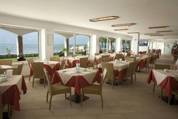 Hotel Garni Vela D'Oro ブレンゾーネ エクステリア 写真